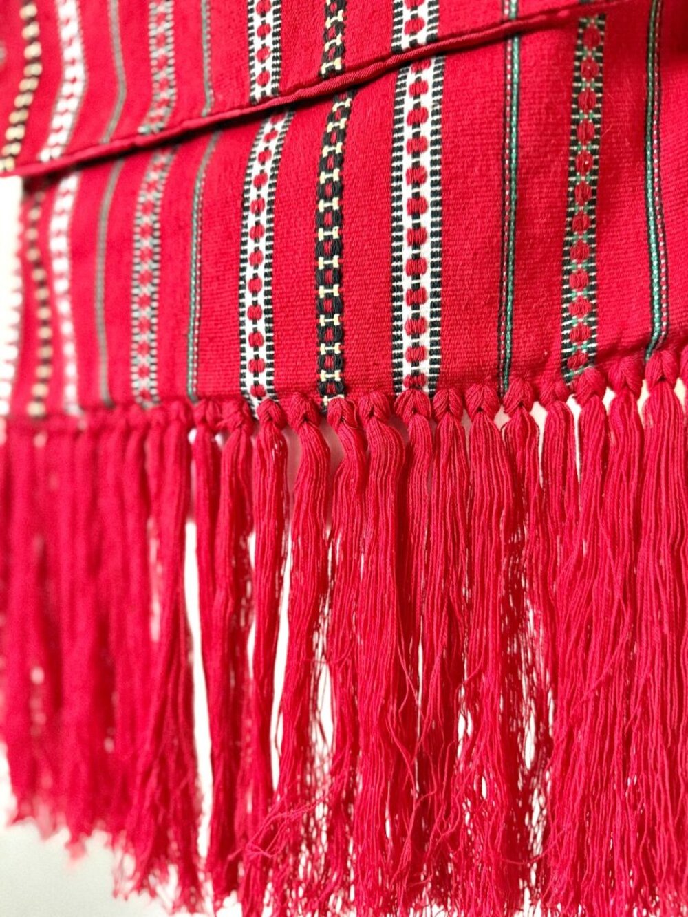 Vintage Mid Century Handmade Shoulder Bag In Red With Fringe Detail And Satin - Picture 3 of 8